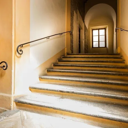 Salimbeni Apartment